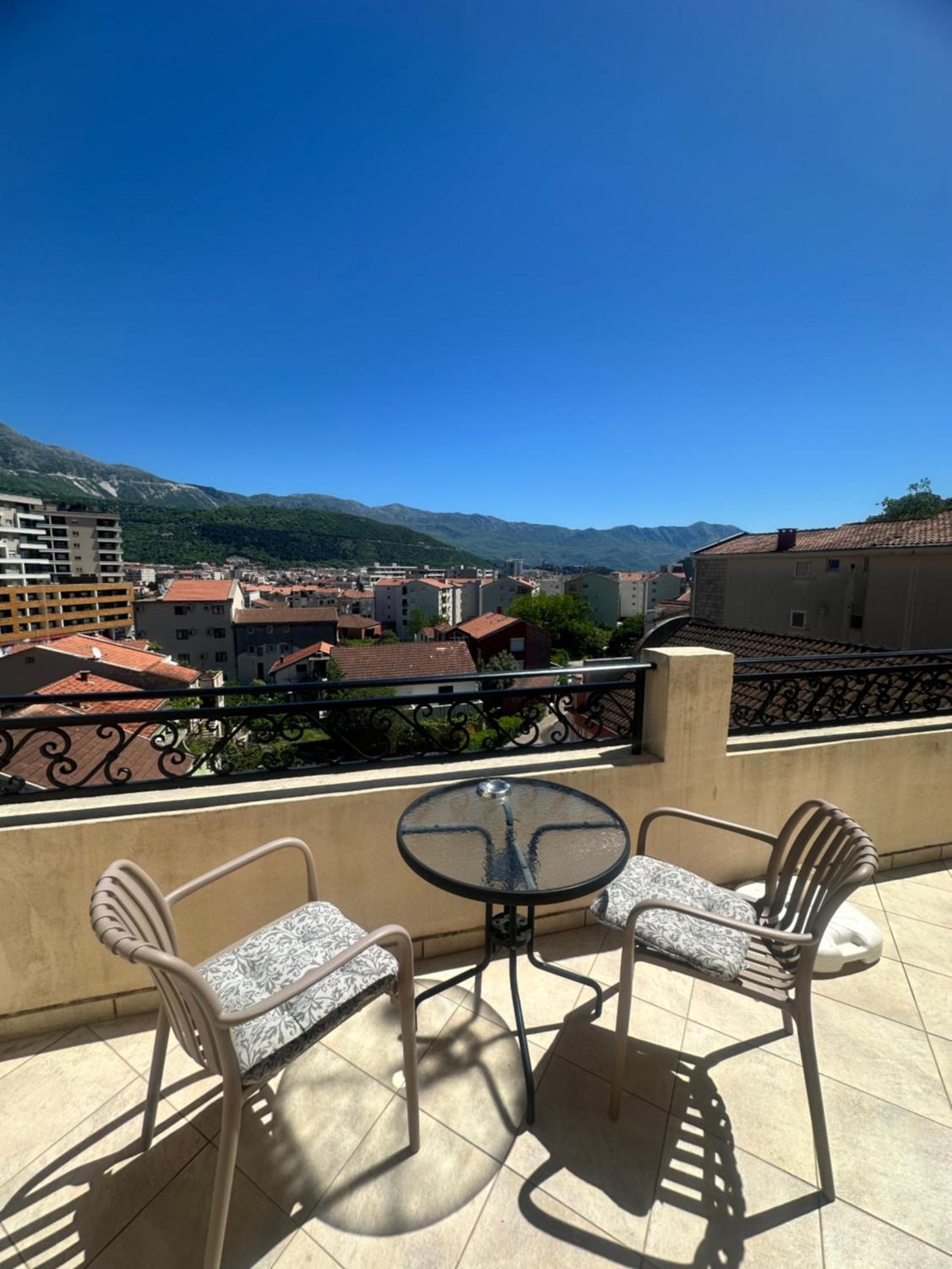 Apartments Manojlovic Budva Exterior photo
